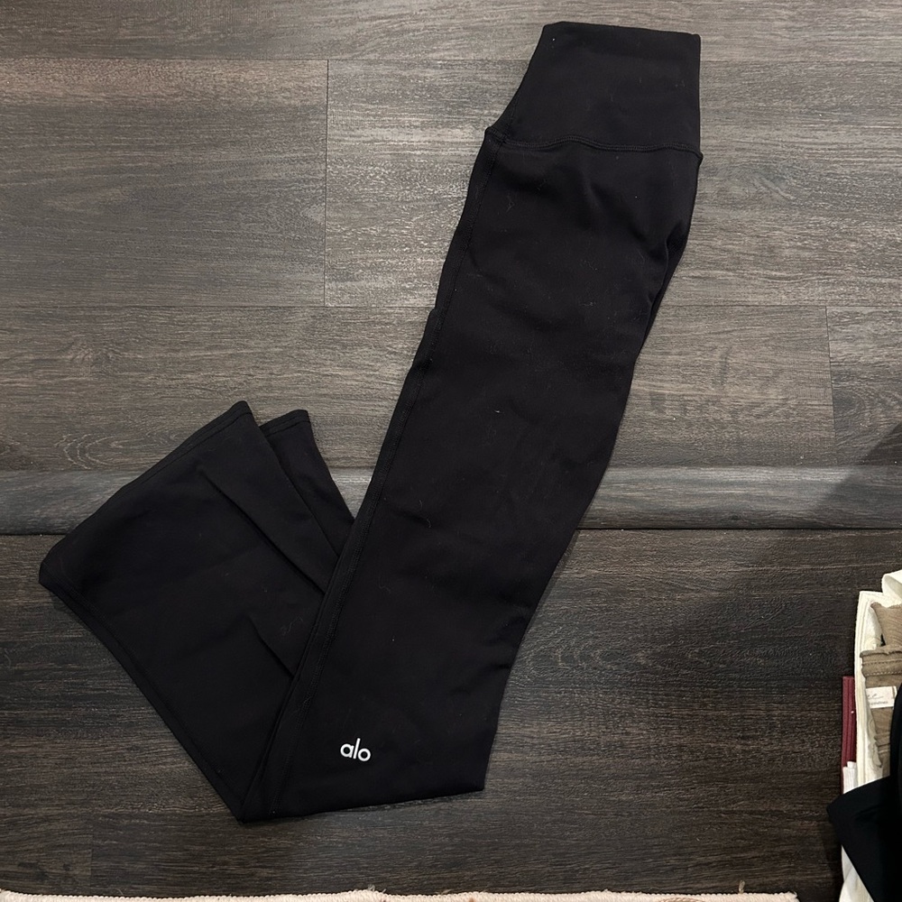 Alo airbrush Black flare Leggings 7/8